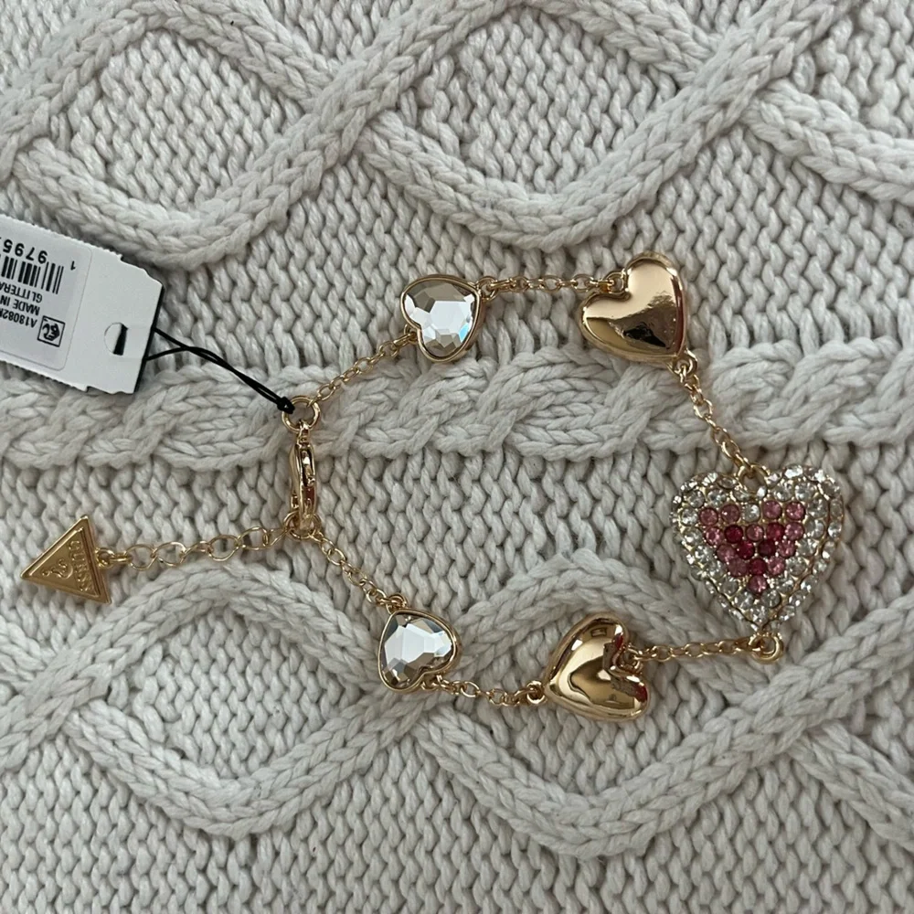 GUESS SET of Gold and Pink Heart Earrings with Matching Bracelet great gift! - Picture 8 of 15